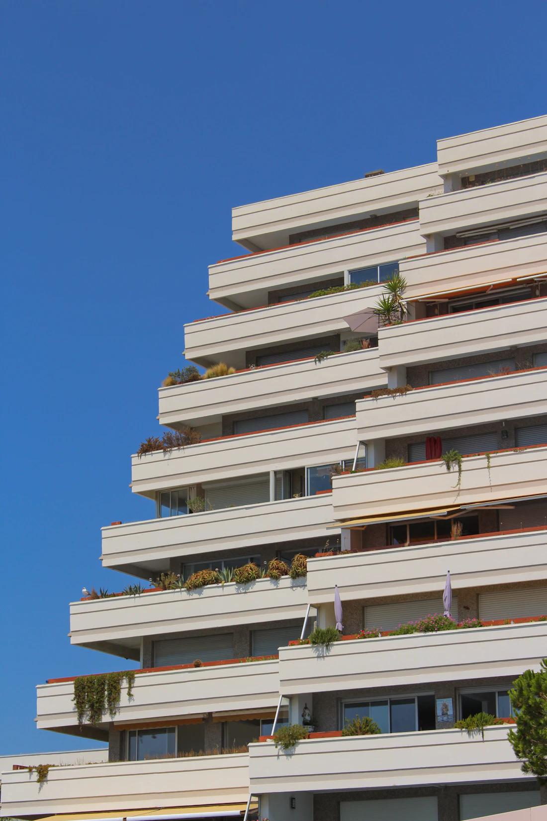 Résidence aux balcons en terrasses au Couchant, La Grande-Motte, location saisonnière